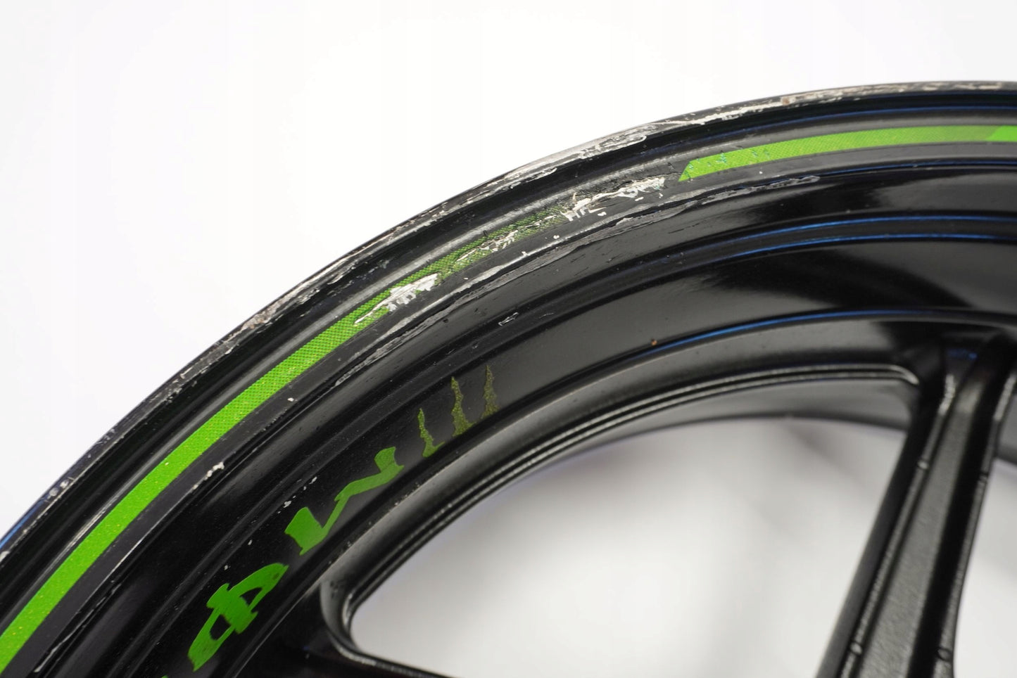 KAWASAKI Z1000 10-13 Felge hinten Wheel Hinterrad 6