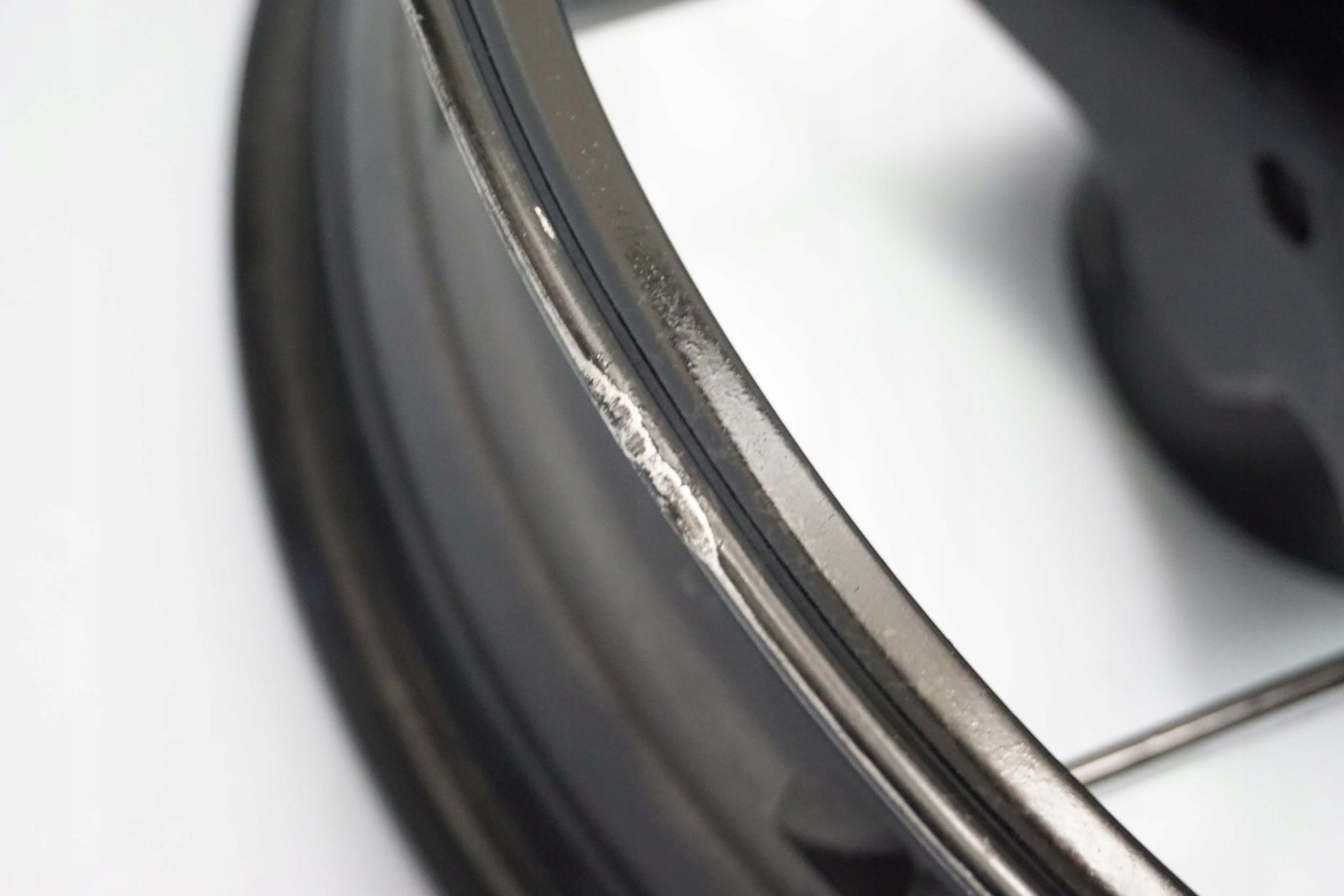 KTM 690 DUKE 12-15 Felge hinten Wheel Hinterrad 11