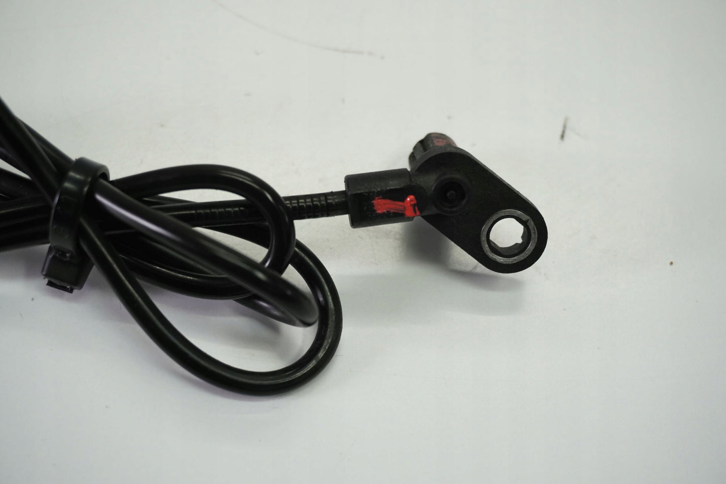 SUZUKI GSX-S 750 17-23 ABS Sensor hinten 6