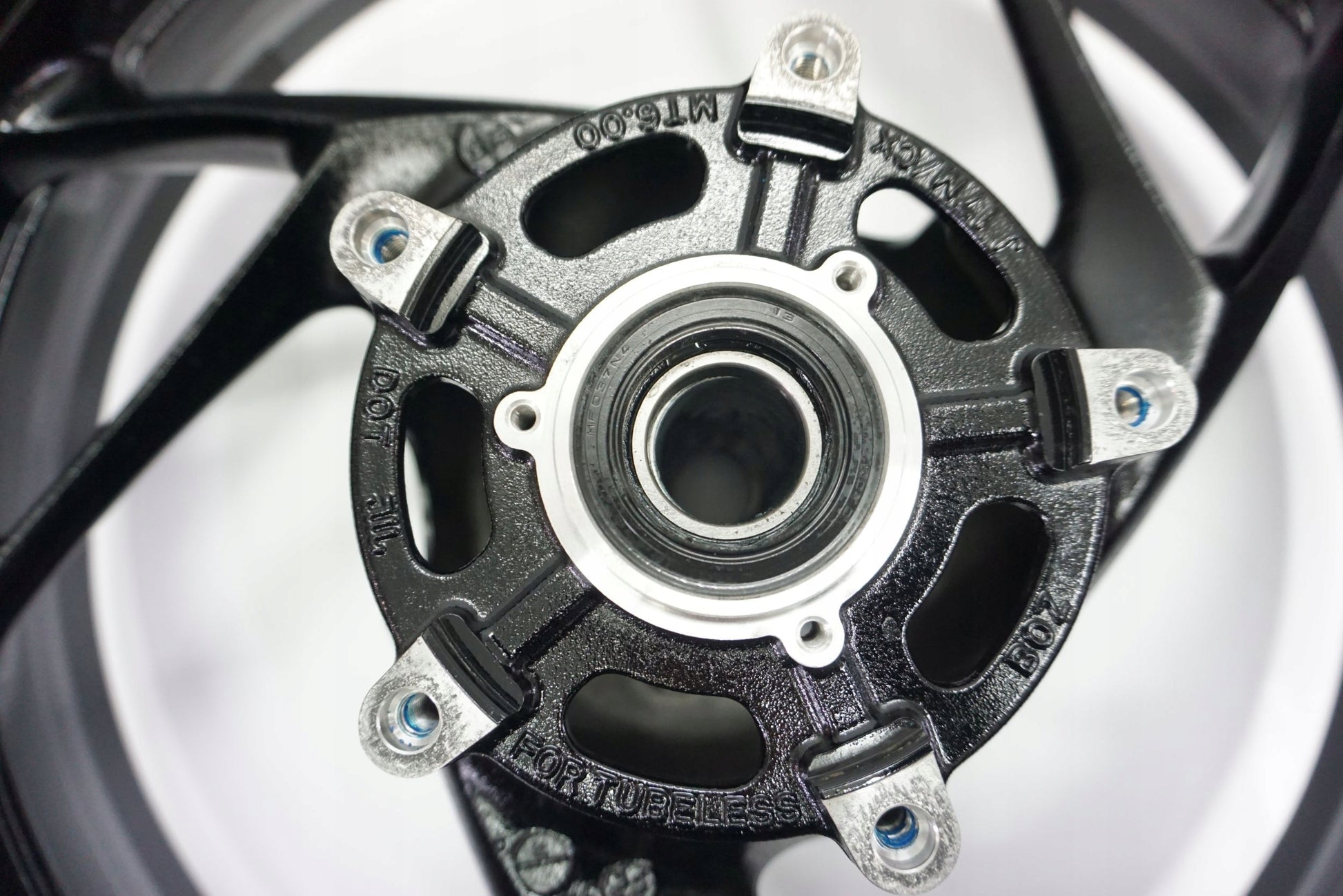 SUZUKI GSX-S 1000 GT 22- Felge hinten Wheel Hinterrad 9