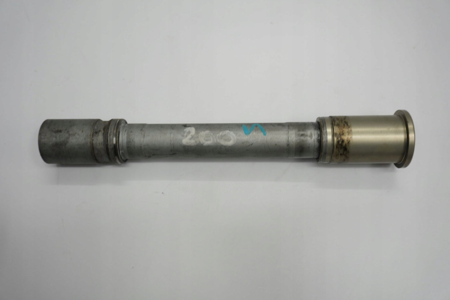 BMW S 1000 R 13-16 Vorderachse Achse vorne Radachse front axle 2