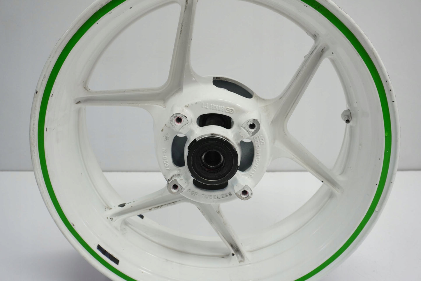 KAWASAKI Z1000 14-19 Felge hinten Wheel Hinterrad 8
