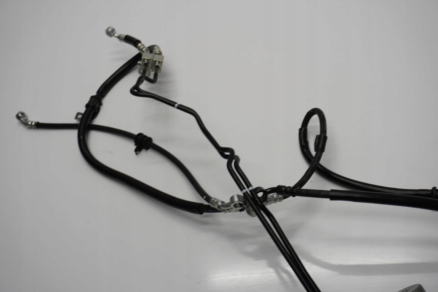 SUZUKI V-STROM 800 23- ABS Pumpe Druckmodulator 5