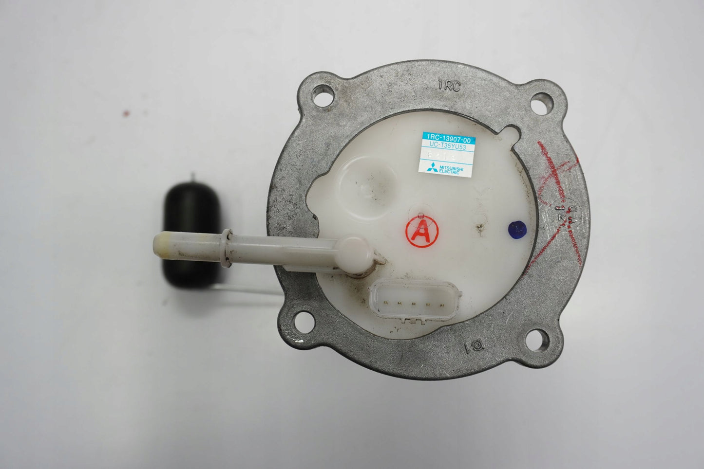 YAMAHA MT-09 TRACER 15-17 Benzinpumpe Kraftstoffpumpe Fuel Pump 8