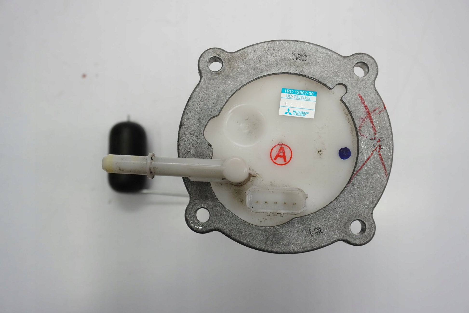 YAMAHA MT-09 TRACER 15-17 Benzinpumpe Kraftstoffpumpe Fuel Pump 8