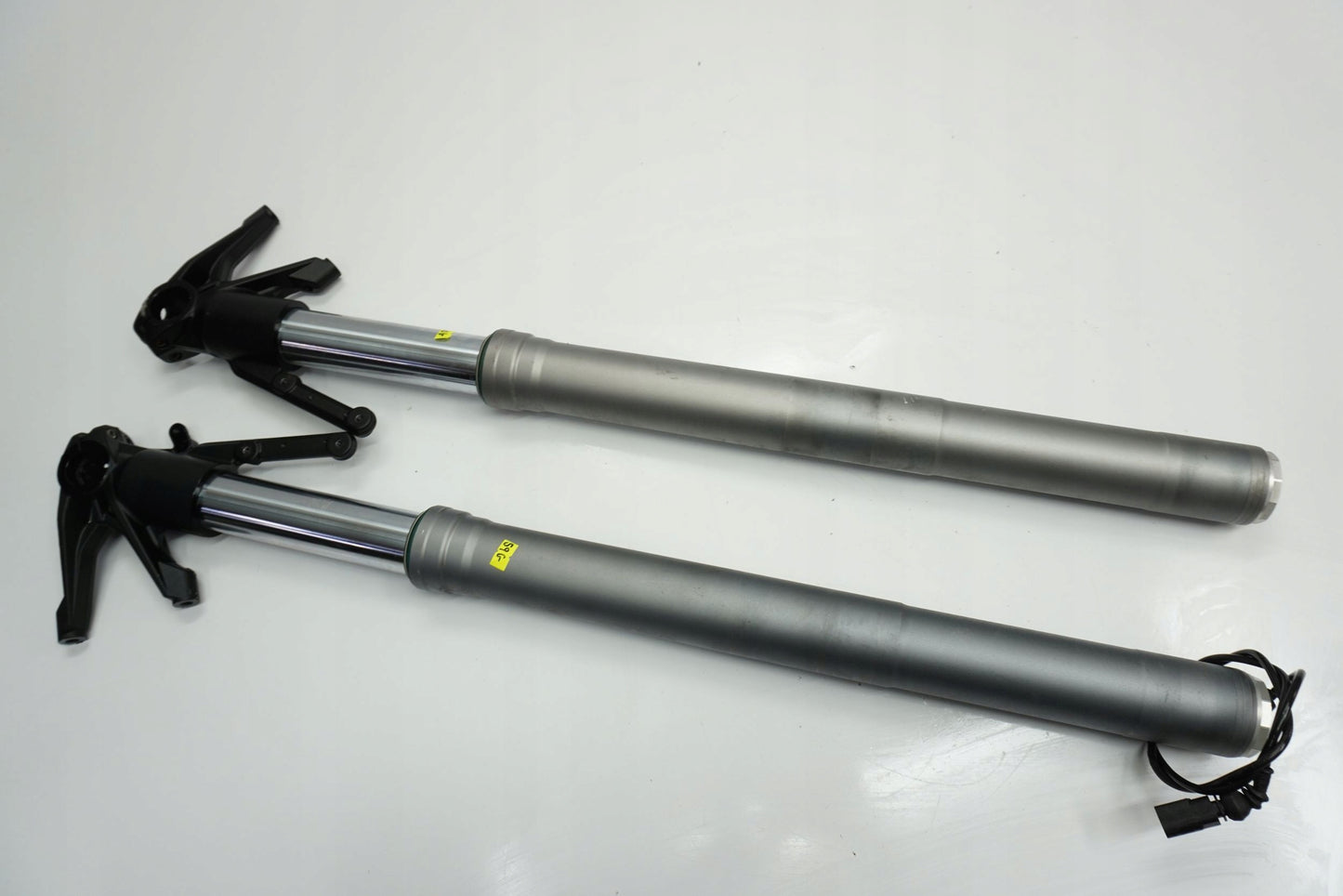 DUCATI MULTISTRADA 1200 S 10-15 Gabel Gabelholme Fork 12