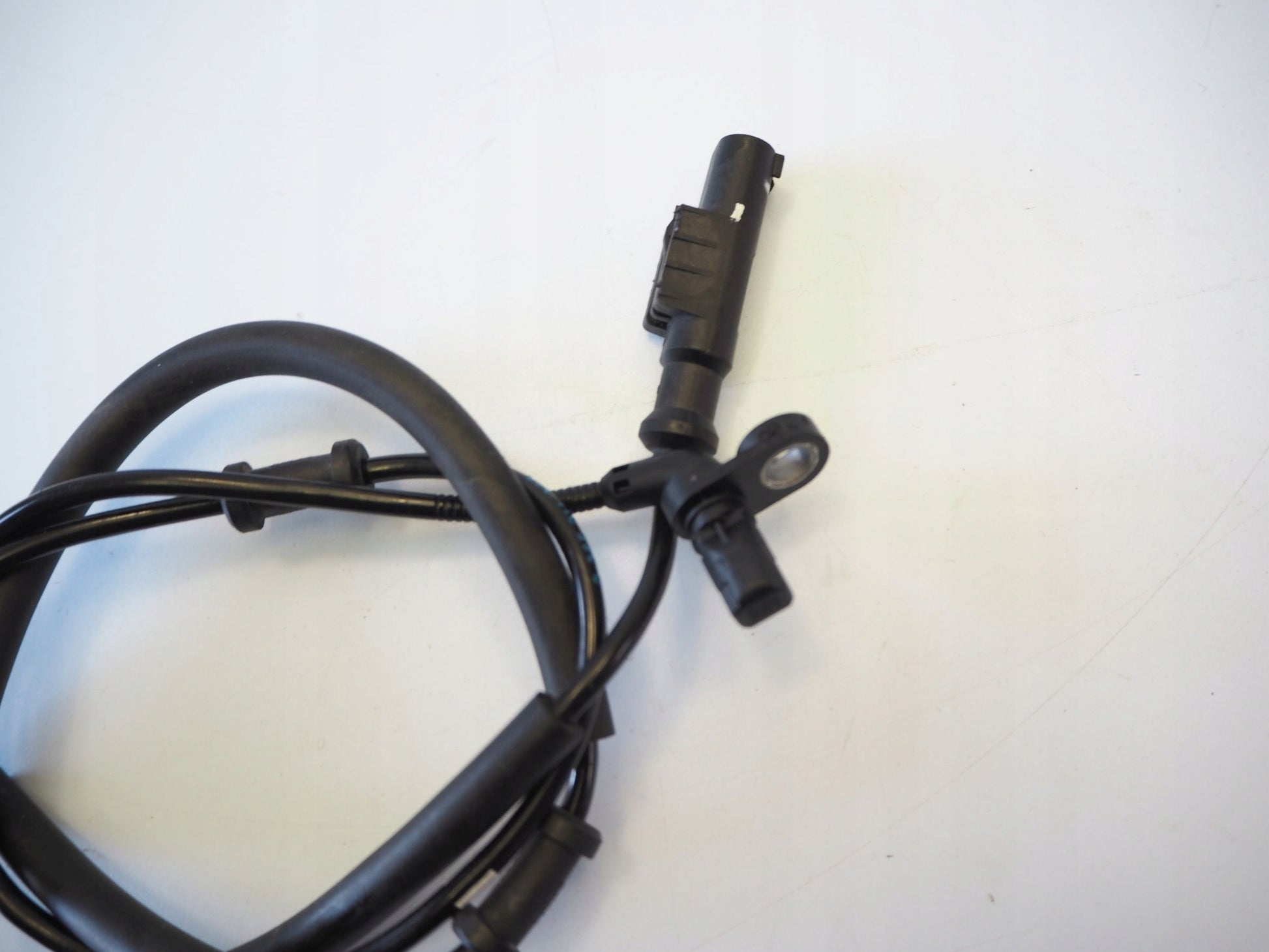 KAWASAKI Z 650 RS 22- ABS Sensor hinten 6