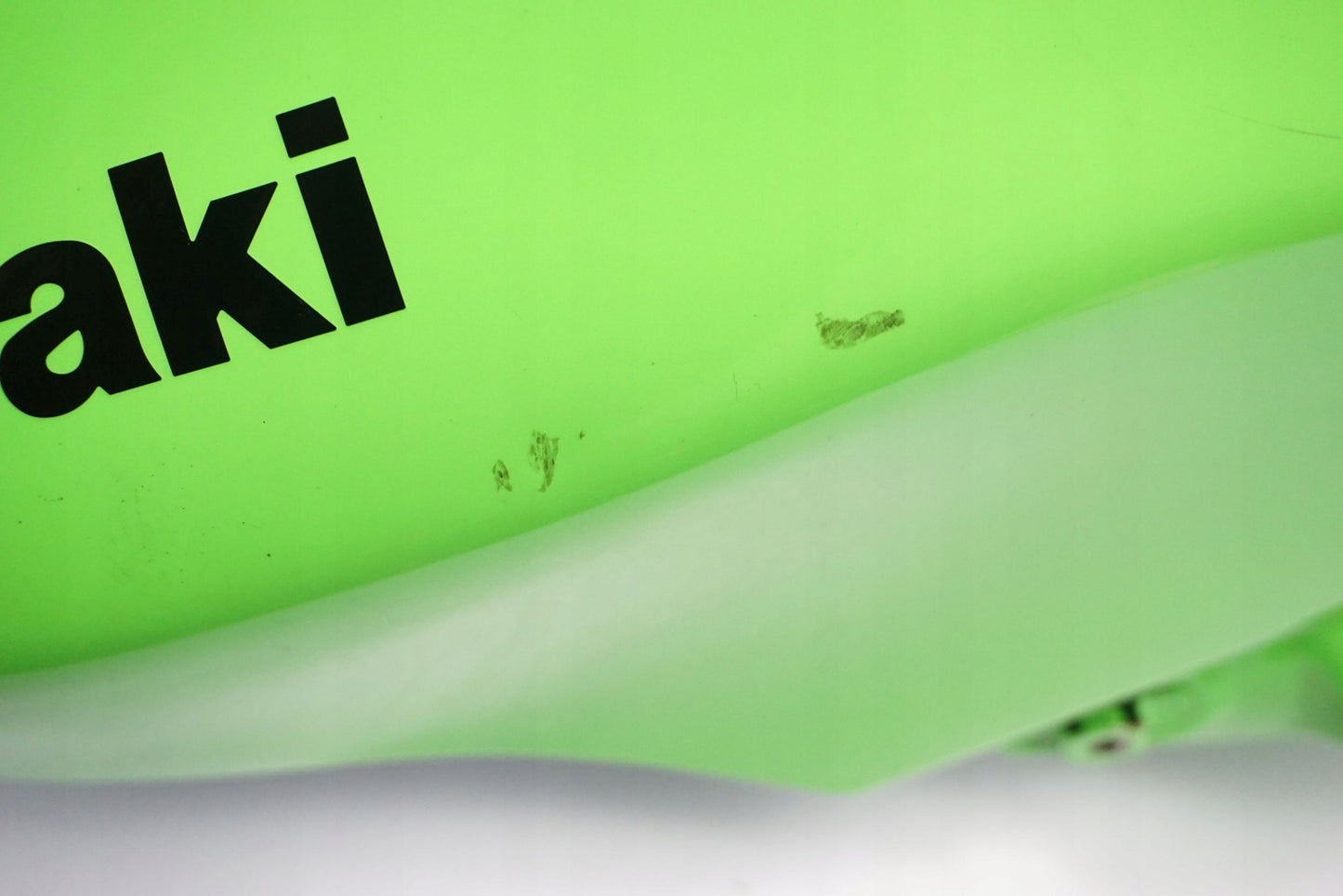 KAWASAKI ZX-10R 06-07 Kraftstofftank Benzintank Fuel Tank 12