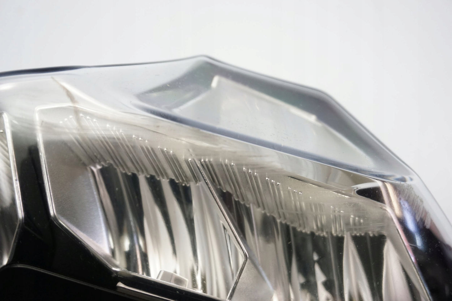 KAWASAKI Z 650 20-22 Scheinwerfer Headlight 11