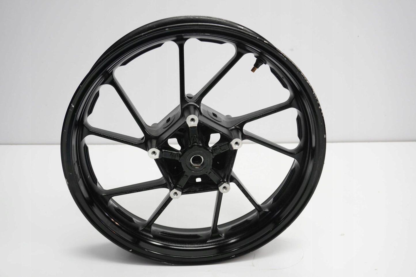 YAMAHA MT-09 13-16 Felge vorne Wheel Vorderrad 10