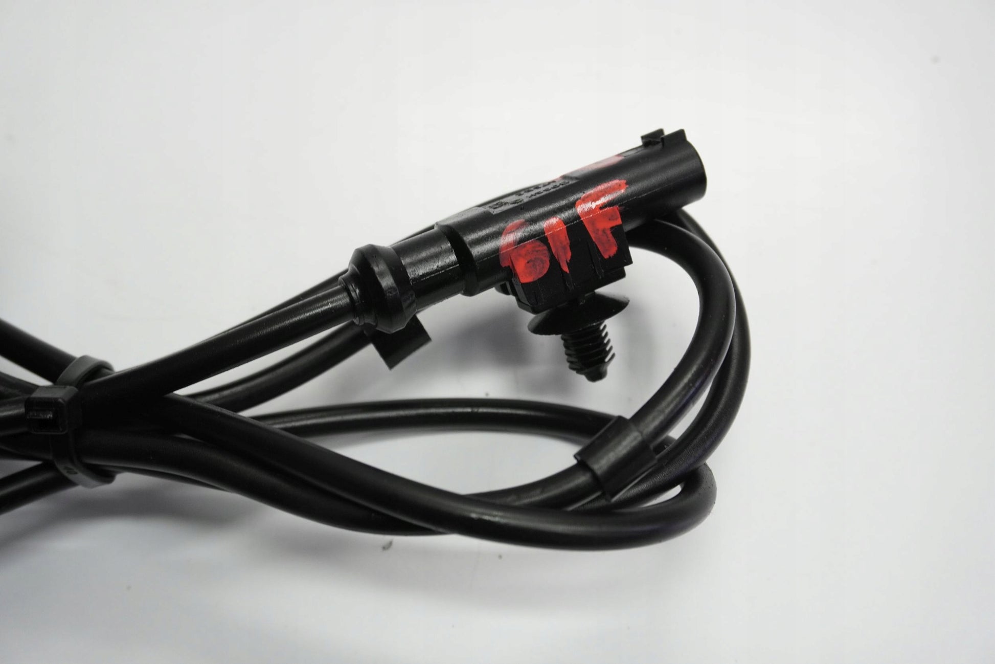 DUCATI PANIGALE 1299 15-18 ABS Sensor vorne 4