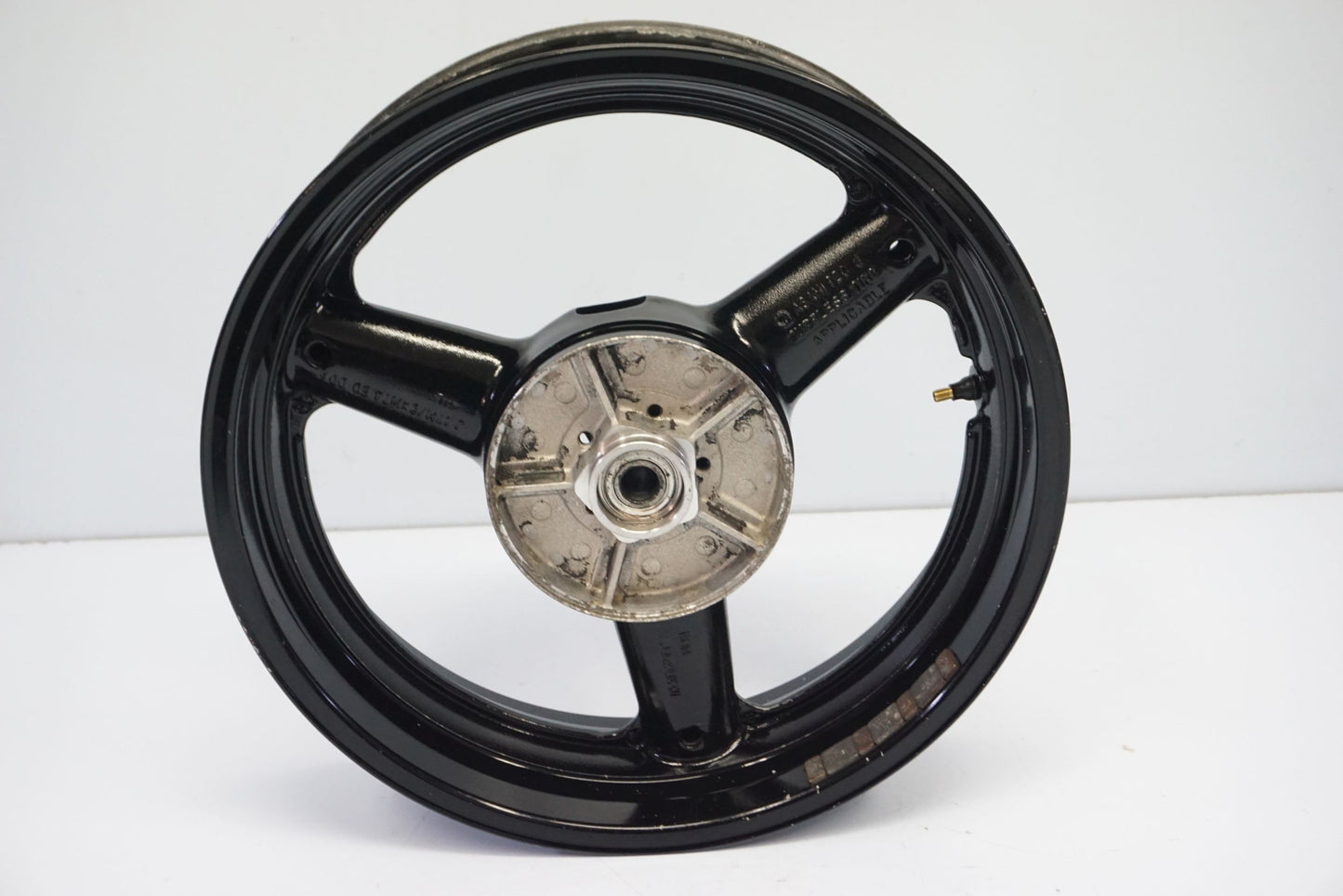 SUZUKI GSF 650 N BANDIT 05-06 Felge hinten Wheel Hinterrad