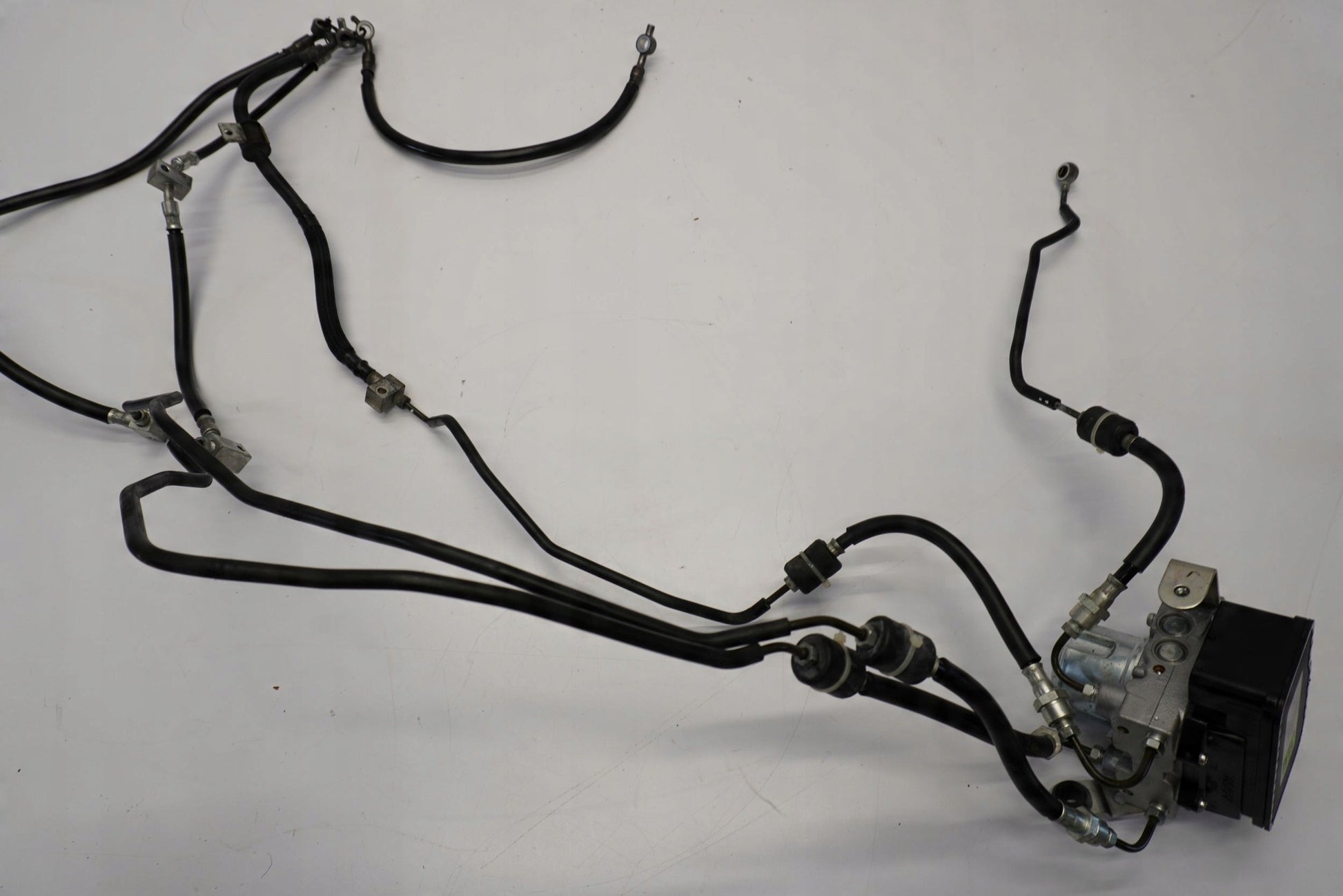 KAWASAKI GTR 1400 07-09 ABS Pumpe Druckmodulator 6