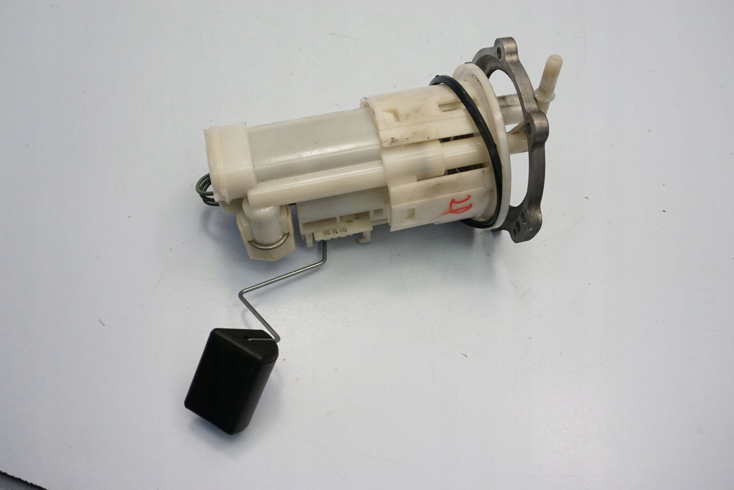 YAMAHA XJ6 N 09-16 Benzinpumpe Kraftstoffpumpe Fuel Pump