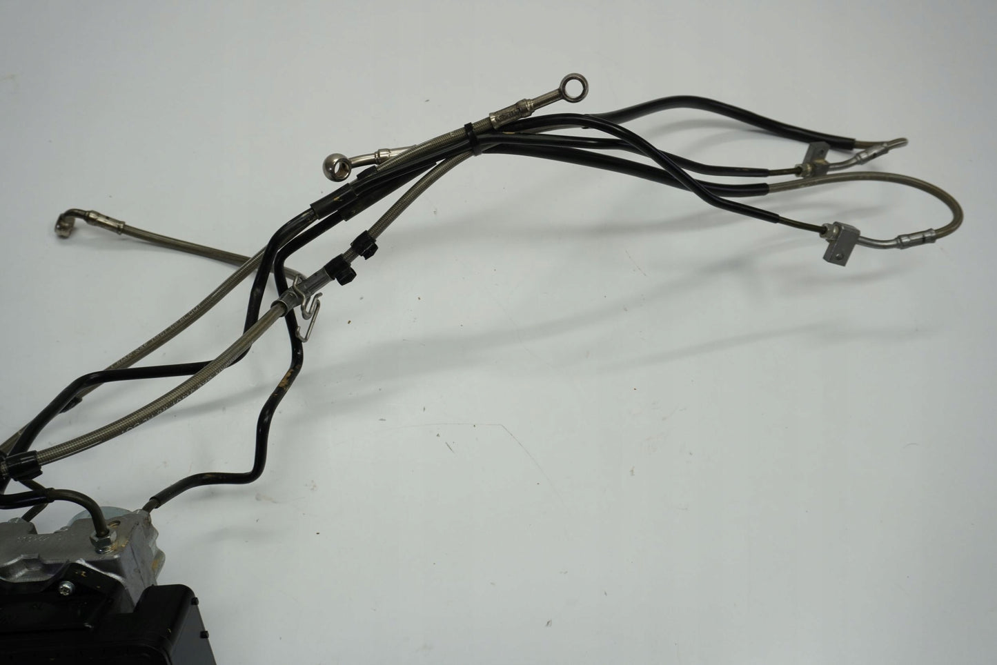 TRIUMPH TIGER 1050 06-12 ABS Pumpe Druckmodulator 7