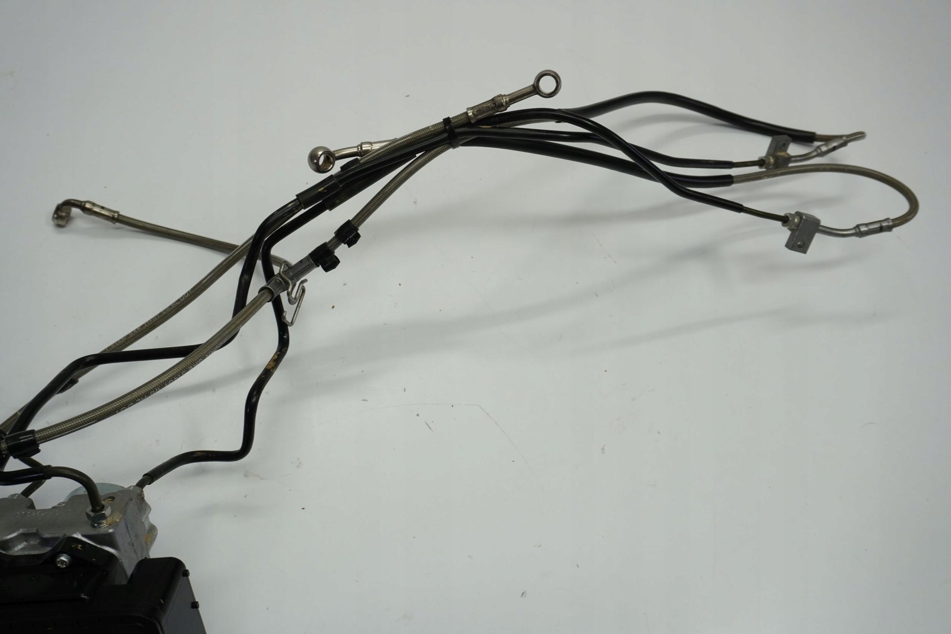 TRIUMPH TIGER 1050 06-12 ABS Pumpe Druckmodulator 7