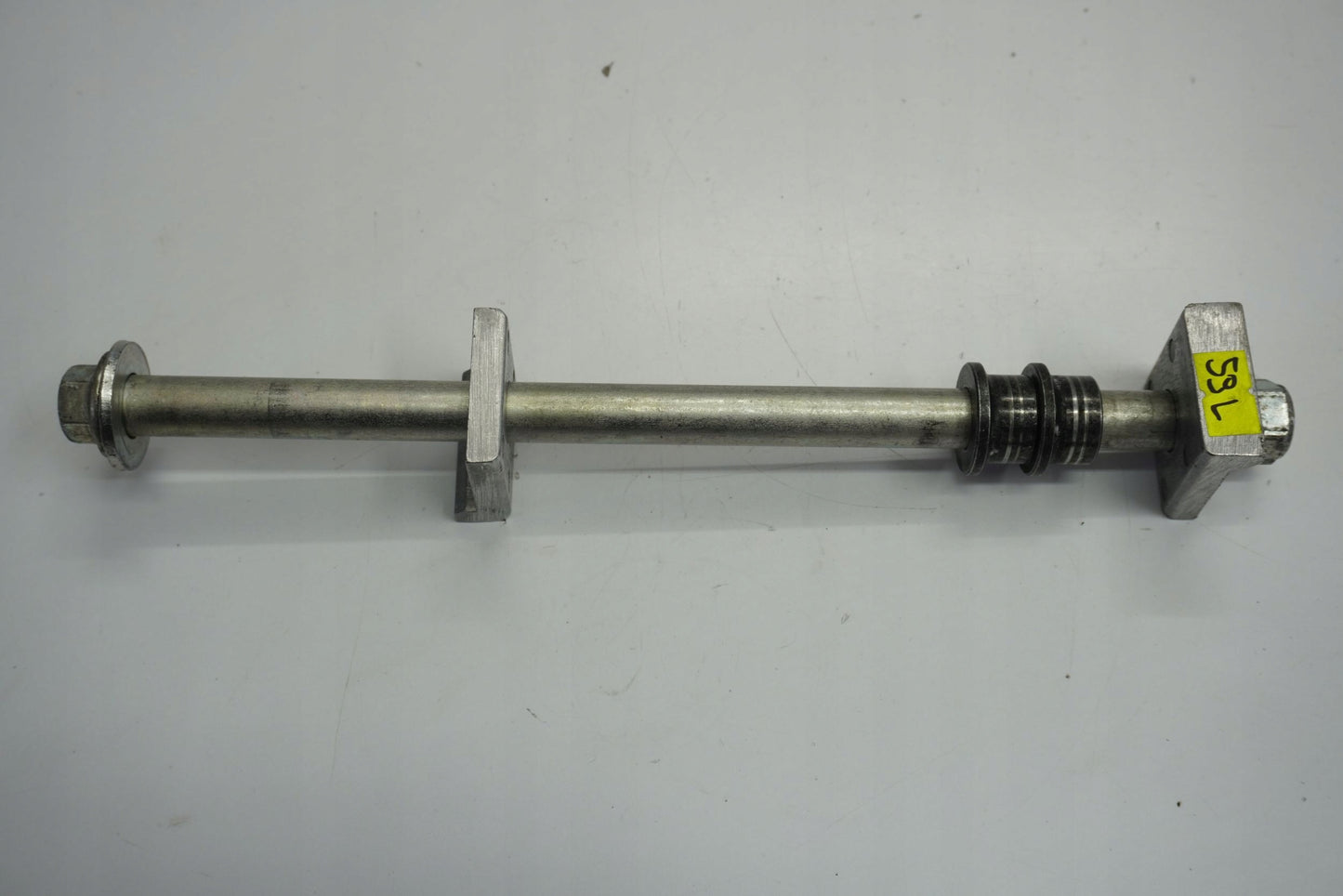 YAMAHA MT 125 20- Hinterachse Achse hinten Radachse rear axle 4