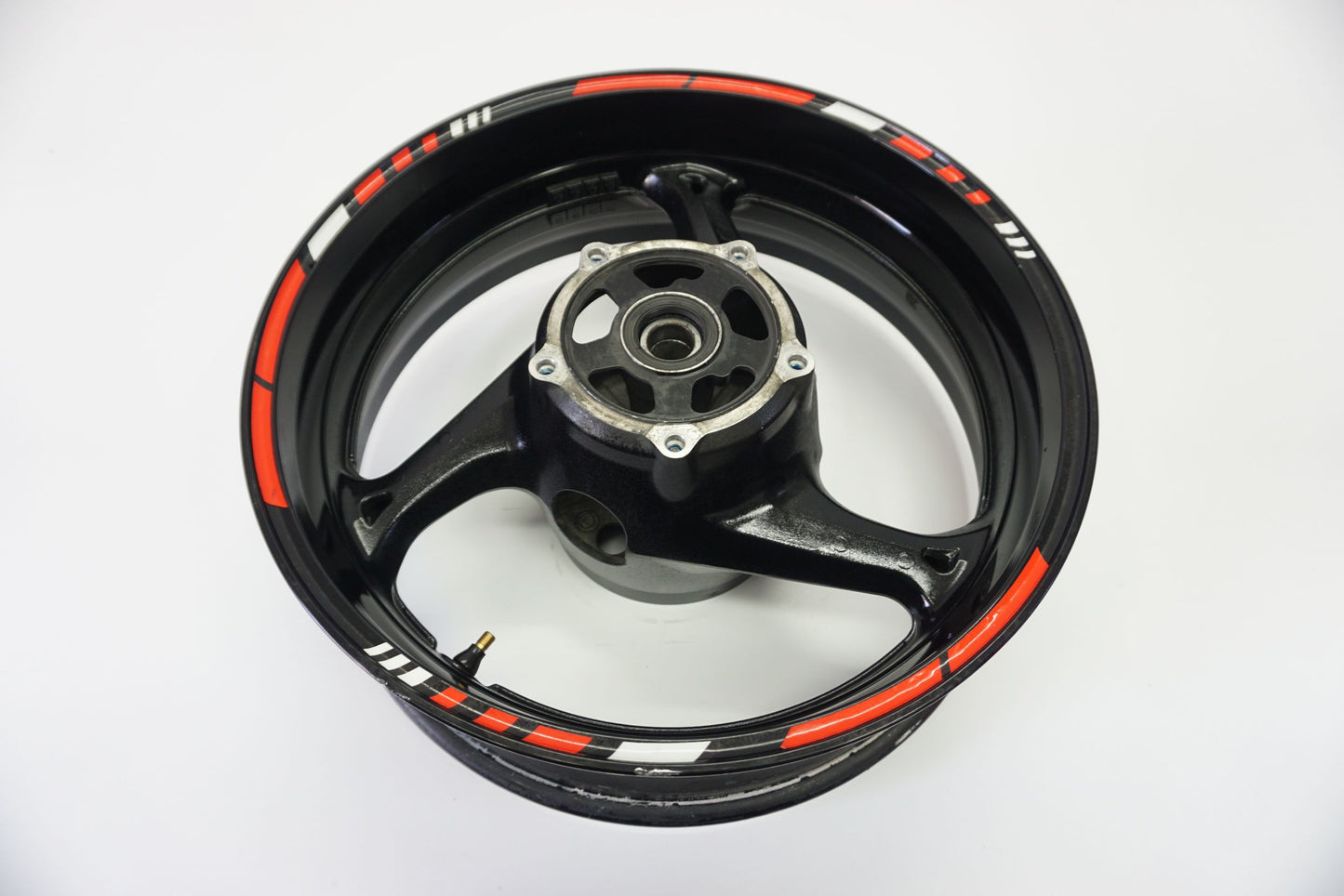 SUZUKI GSR 750 11-16 Felge hinten Wheel Hinterrad 5