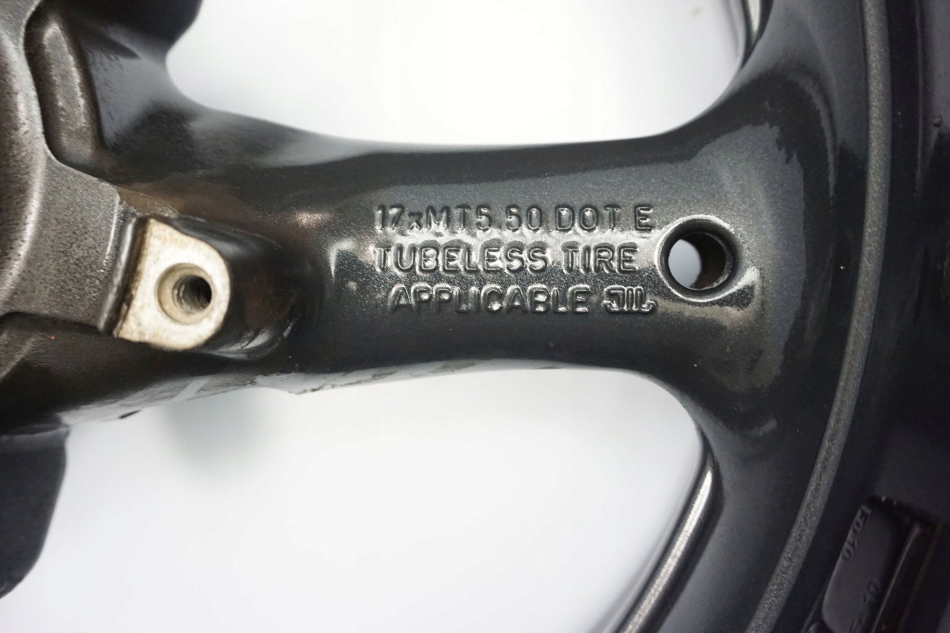 MOTO GUZZI BREVA V 1100 Felge hinten Wheel Hinterrad 8