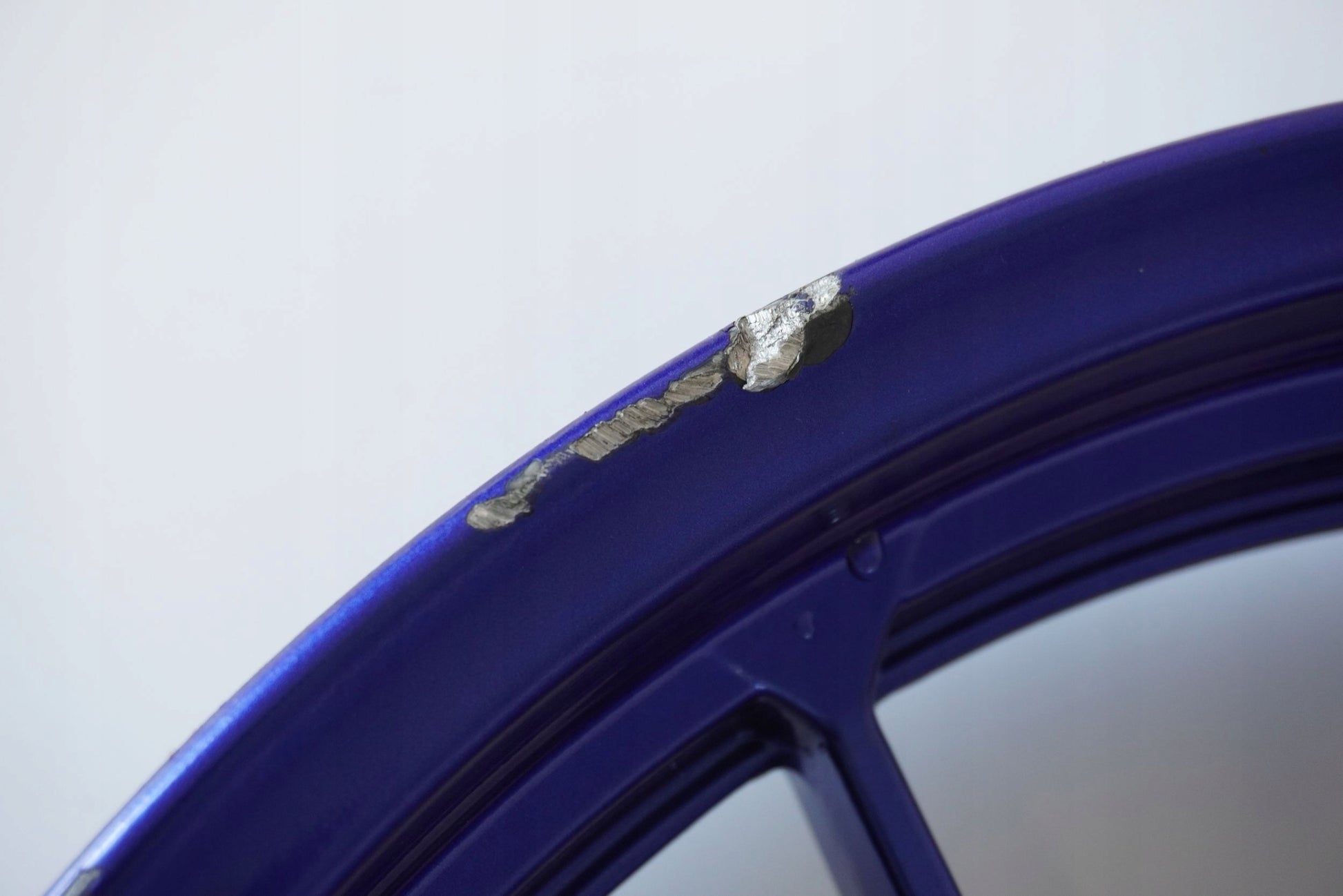 YAMAHA YZF-R 125 19-23 Felge vorne Wheel Vorderrad 7