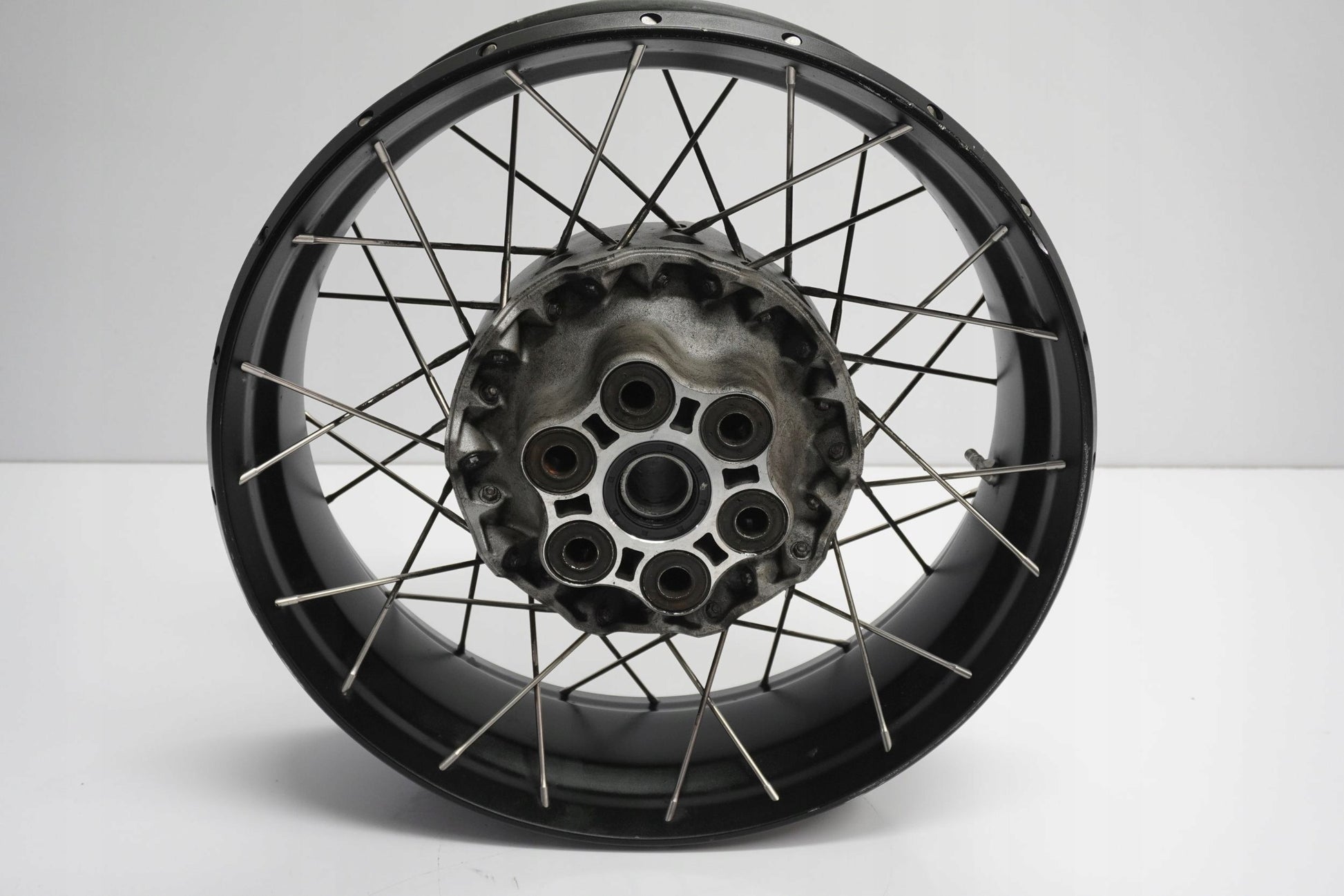 DUCATI MULTISTRADA 1200 S 10-15 Felge hinten Wheel Hinterrad 8