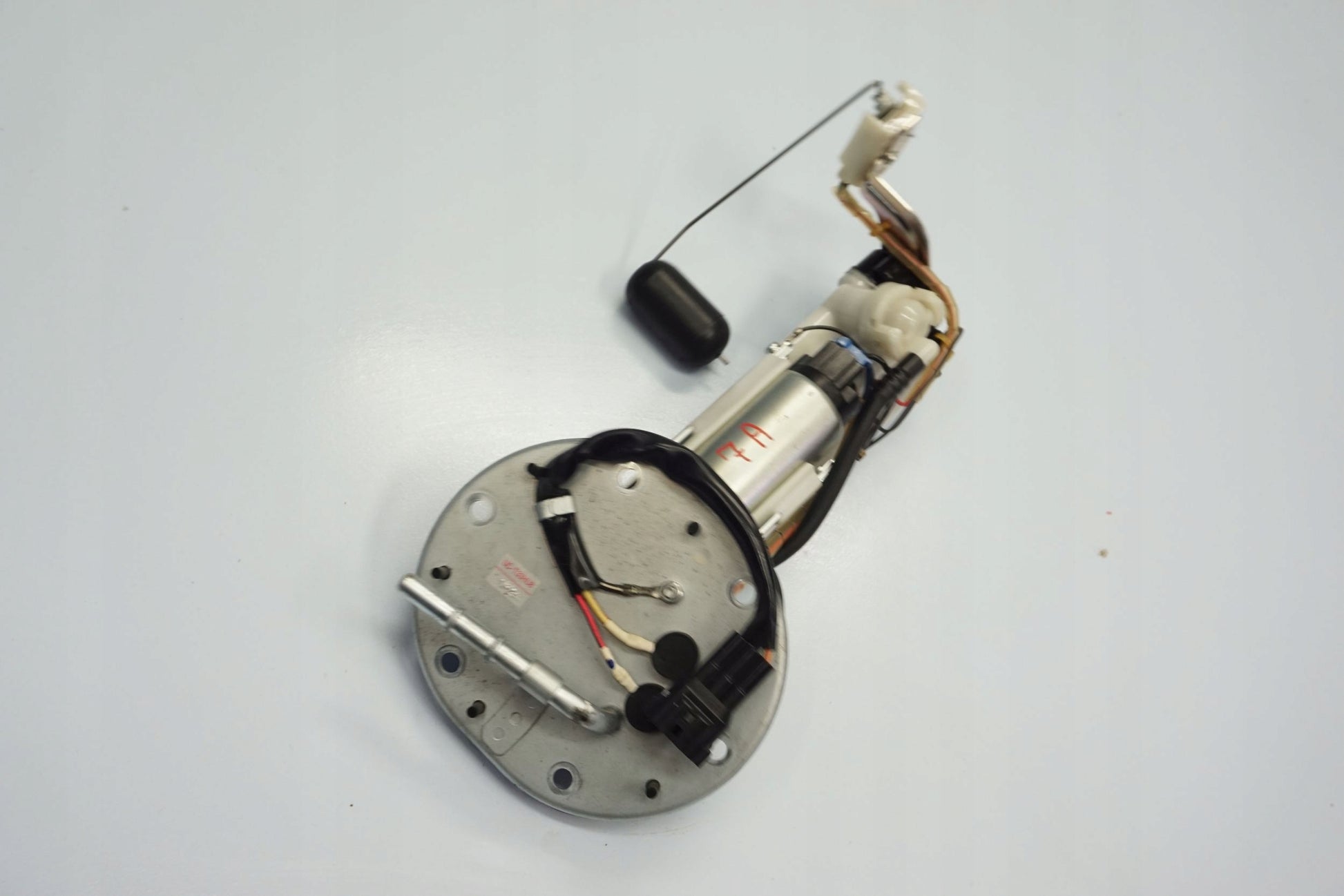 HONDA VFR 800 F 17-19 Benzinpumpe Kraftstoffpumpe Fuel Pump 3