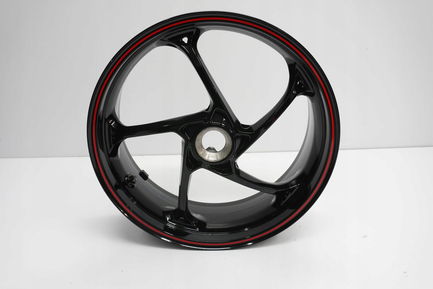 TRIUMPH SPEED TRIPLE 1050 RS 18-20 Felge hinten Wheel Hinterrad 7