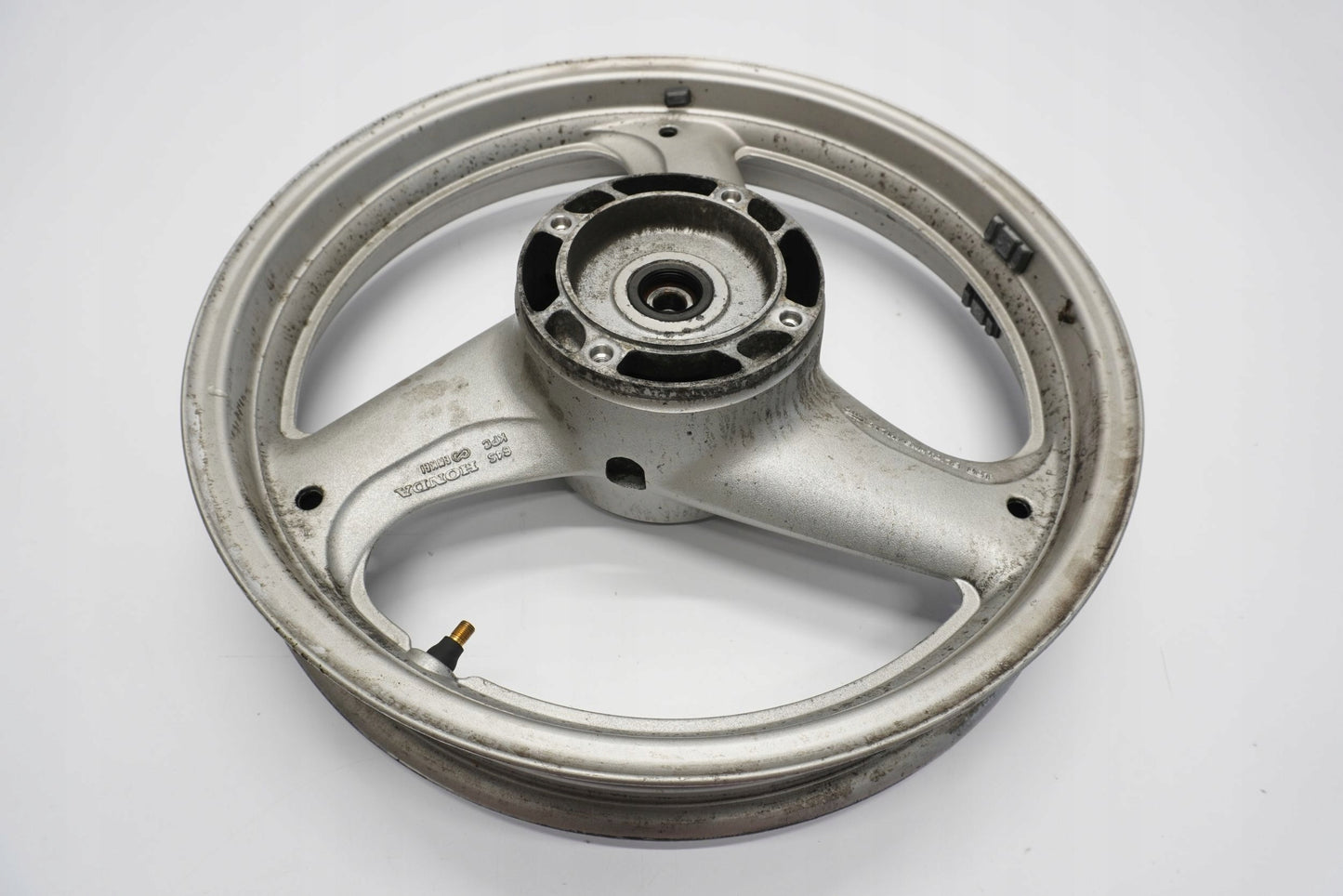 HONDA XL 125 V VARADERO 01-06 Felge hinten Wheel Hinterrad 2