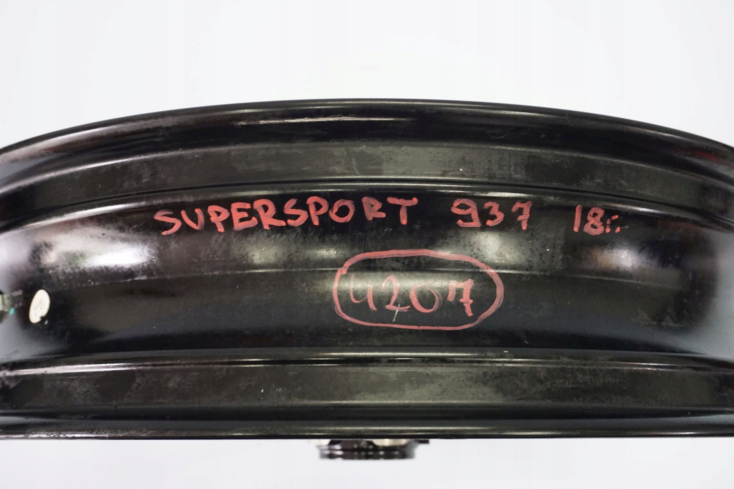 DUCATI SUPERSPORT 937 17- Felge vorne Wheel Vorderrad 12