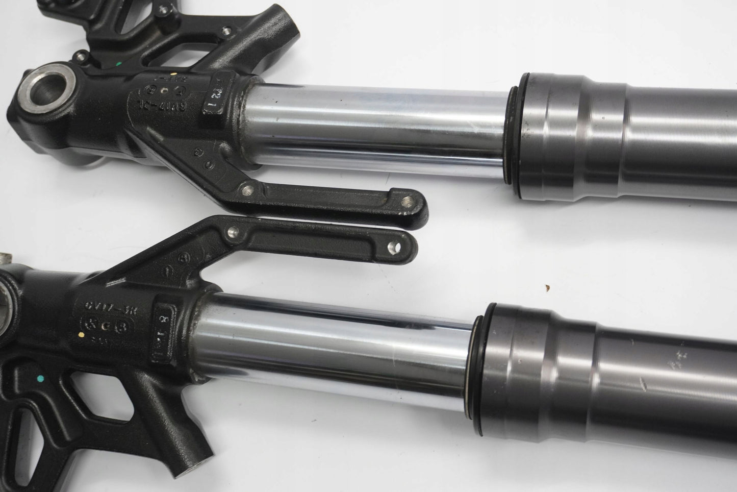 TRIUMPH STREET TRIPLE 765 RS 17-19 Gabel Gabelholme Fork 16