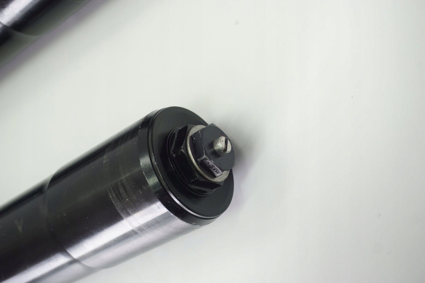 KAWASAKI Z1000 10-13 Gabel Gabelholme Fork 14