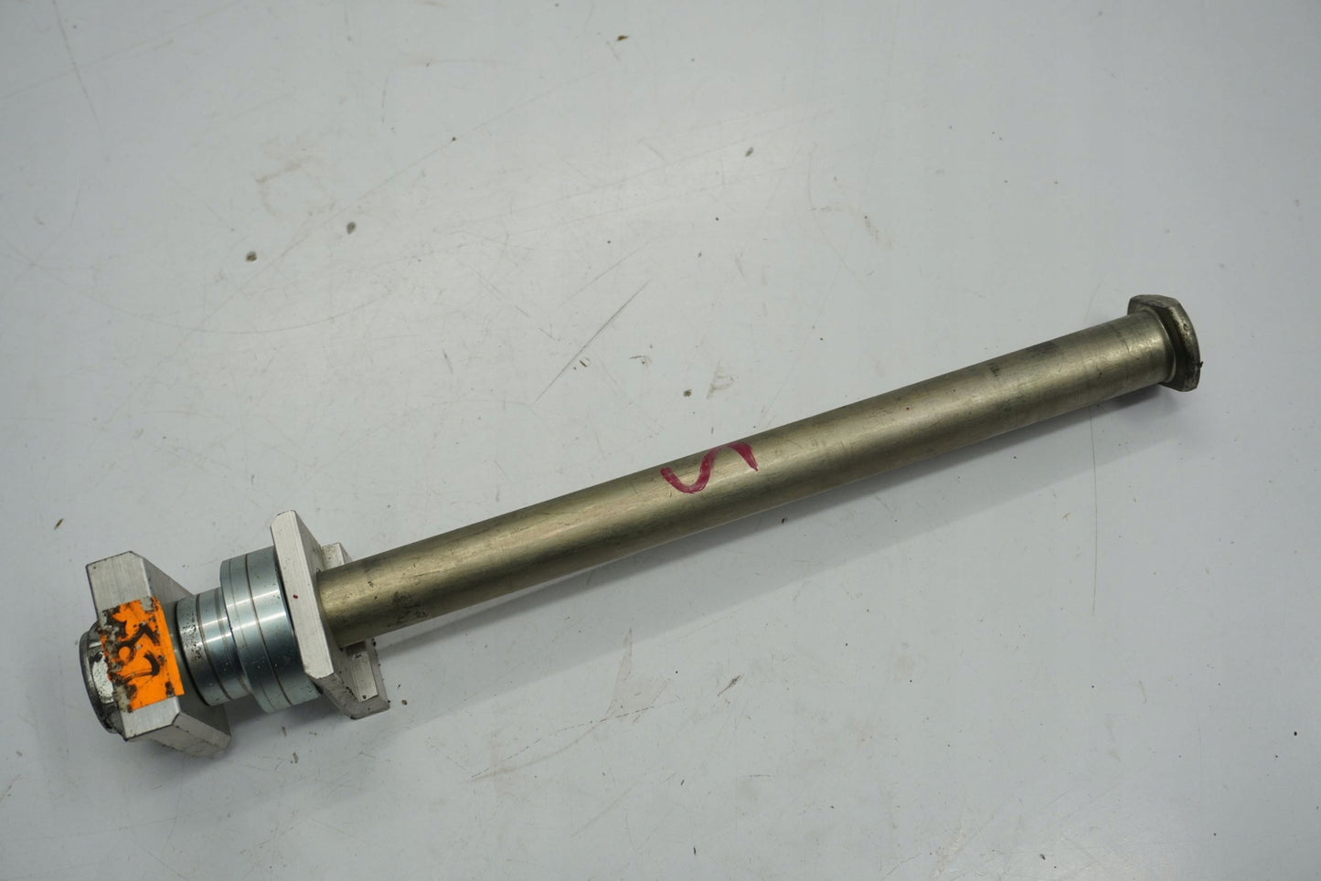 YAMAHA XSR-900 16-21 Hinterachse Achse hinten Radachse rear axle 4