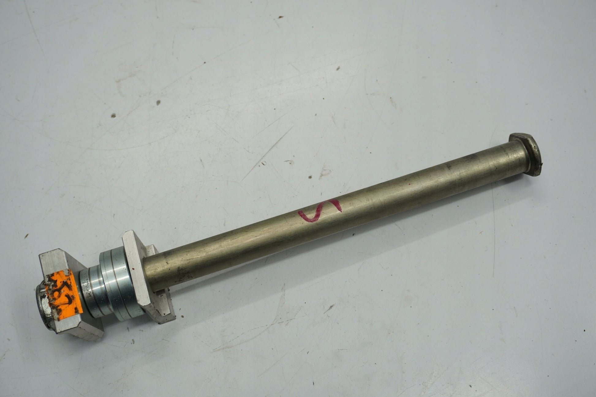 YAMAHA XSR-900 16-21 Hinterachse Achse hinten Radachse rear axle 4