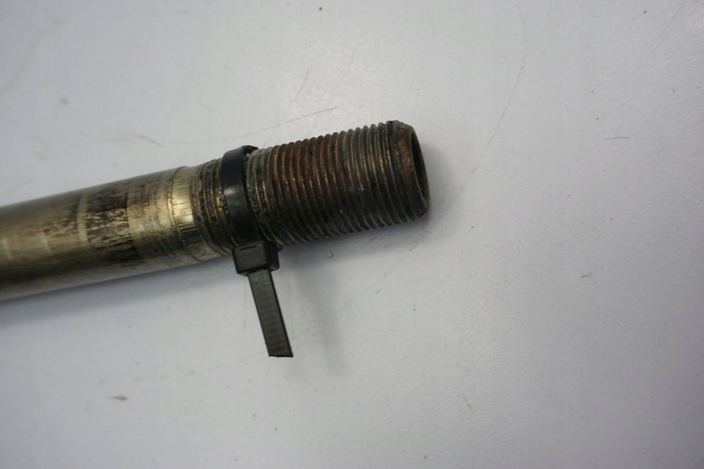 KAWASAKI Z 1000 SX 10-16 Vorderachse Achse vorne Radachse front axle 5