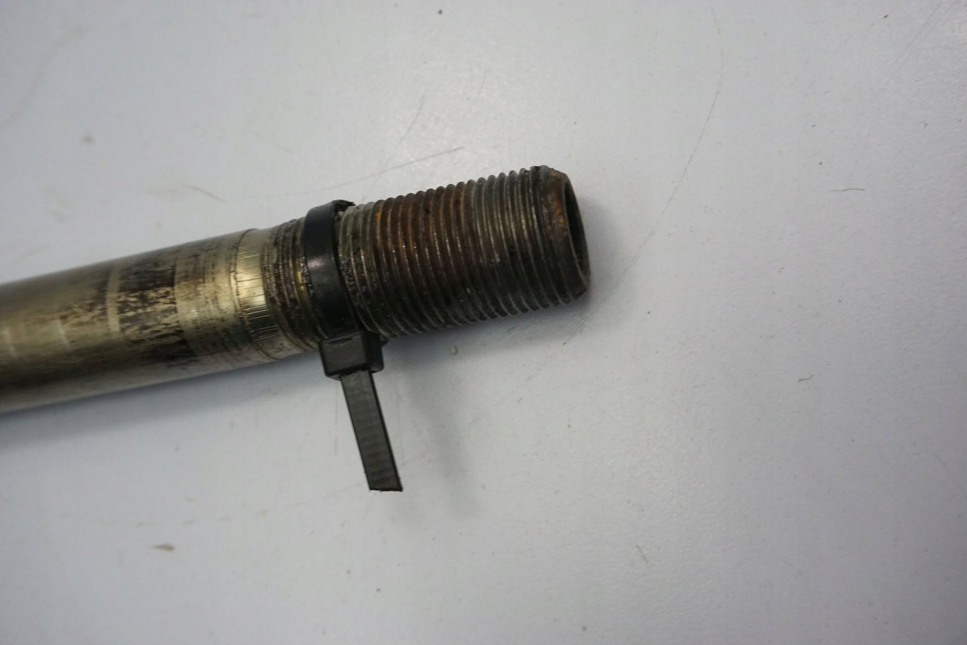 KAWASAKI Z 1000 SX 10-16 Vorderachse Achse vorne Radachse front axle 5