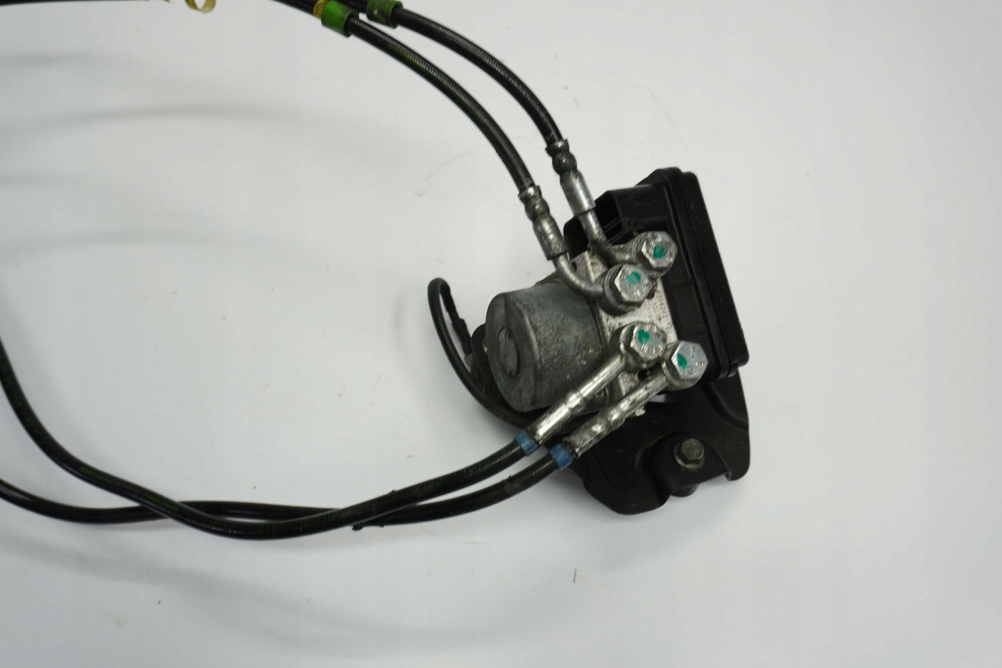 KTM 125 DUKE 17-23 ABS Pumpe Druckmodulator 6