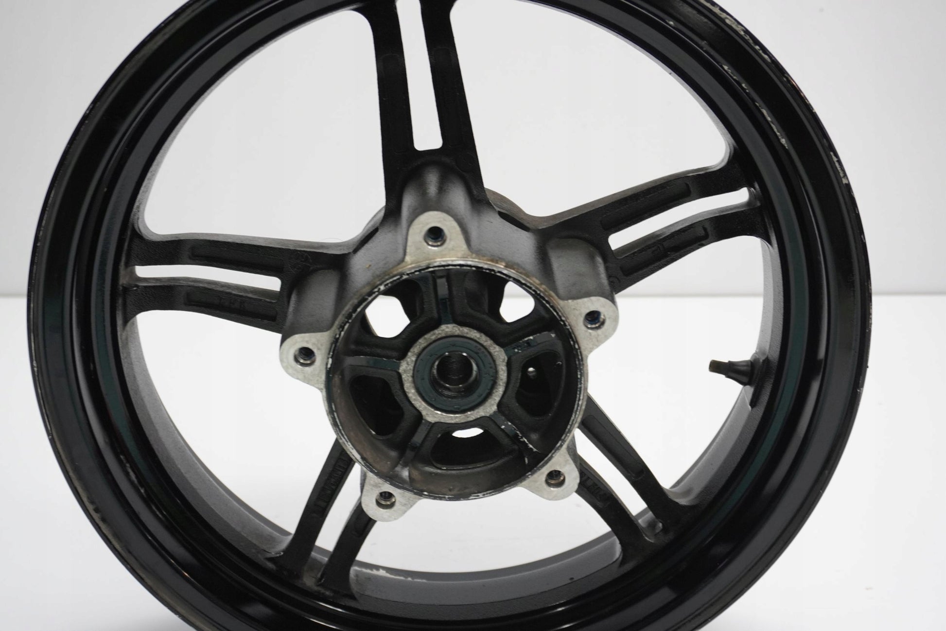 SUZUKI BURGMAN 650 13- Felge vorne Wheel Vorderrad 12