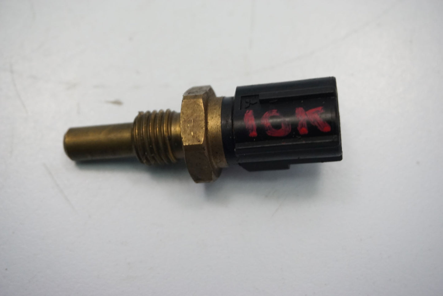 YAMAHA FZ1 1000 S FAZER RN16 06-15 Temperatursensor Thermostat Temperature sensor