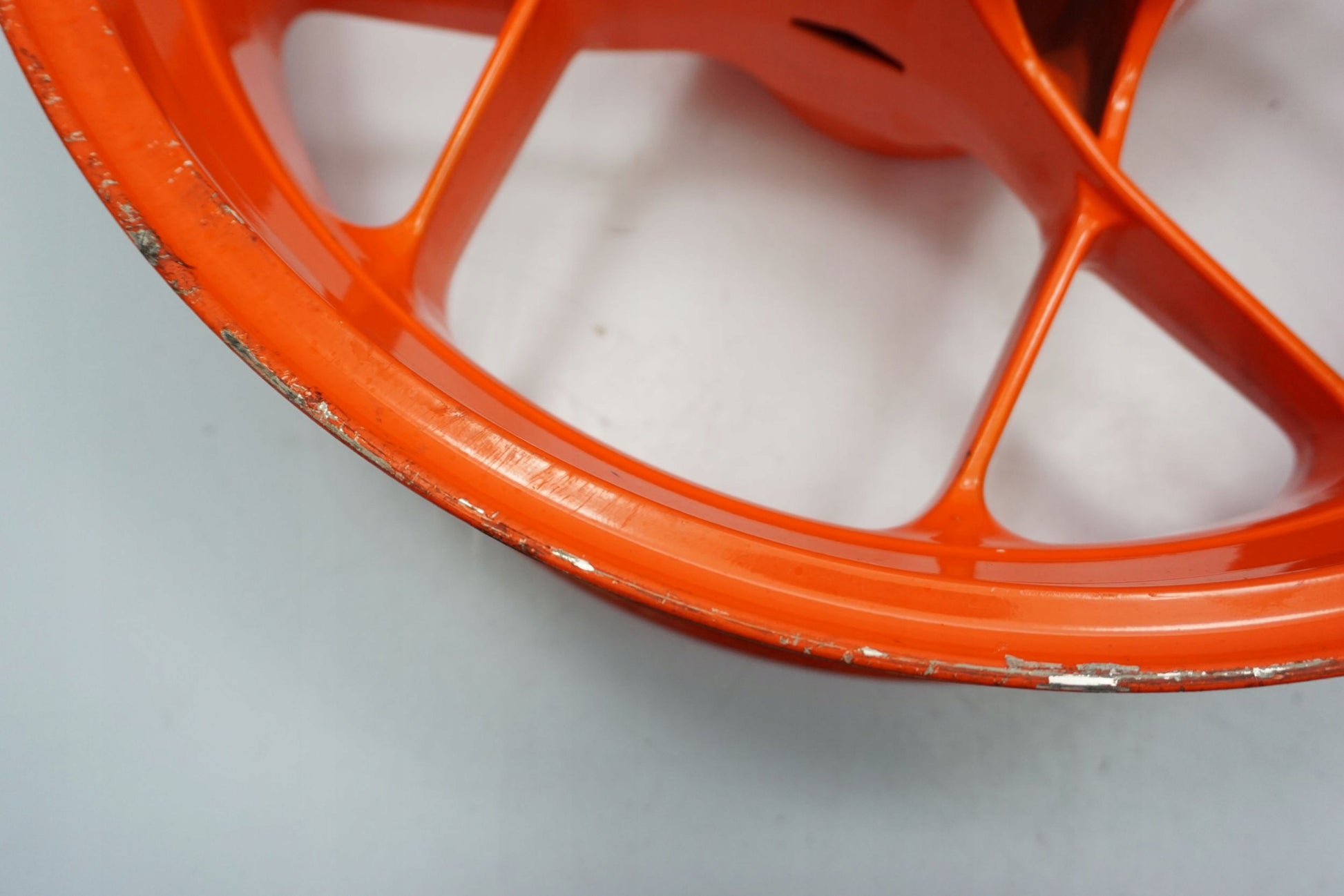 KTM 890 DUKE R 20- Felge hinten Wheel Hinterrad 7