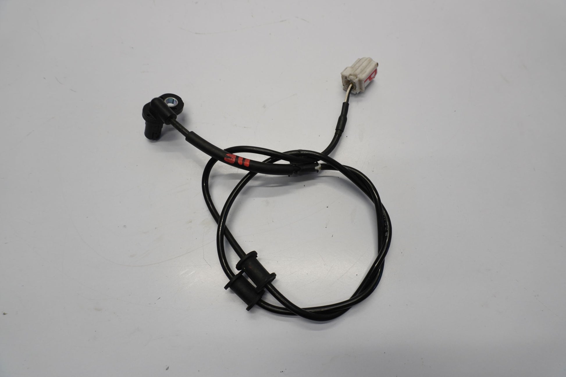 YAMAHA MT-10 16-21 ABS Sensor vorne 2