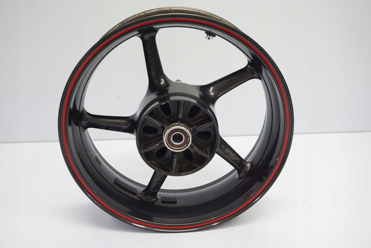 TRIUMPH DAYTONA 675 06-12 Felge hinten Wheel Hinterrad 9