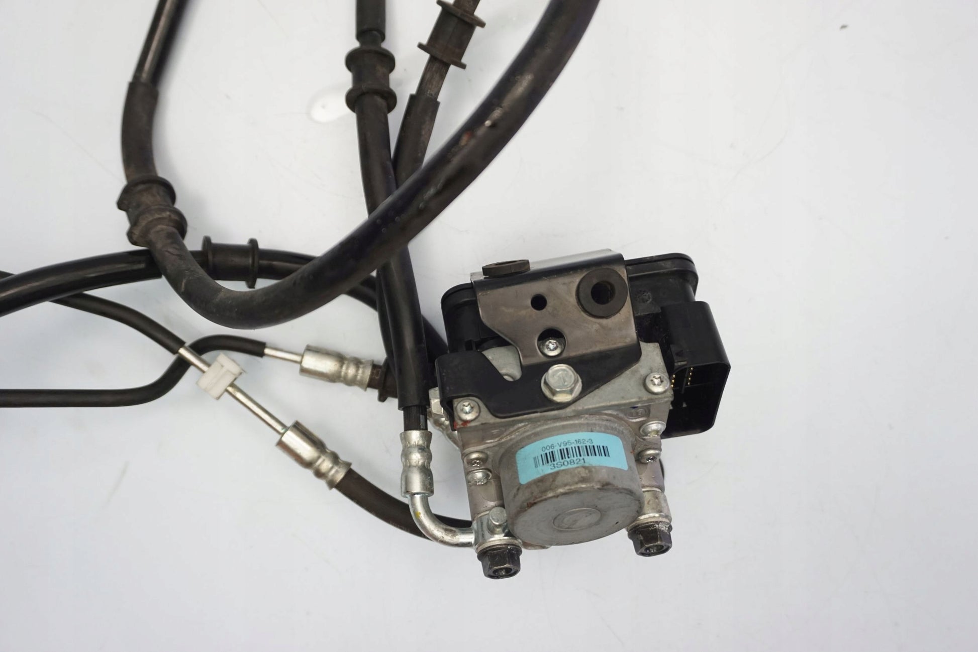 KAWASAKI Z-800 13-17 ABS Pumpe Druckmodulator 9