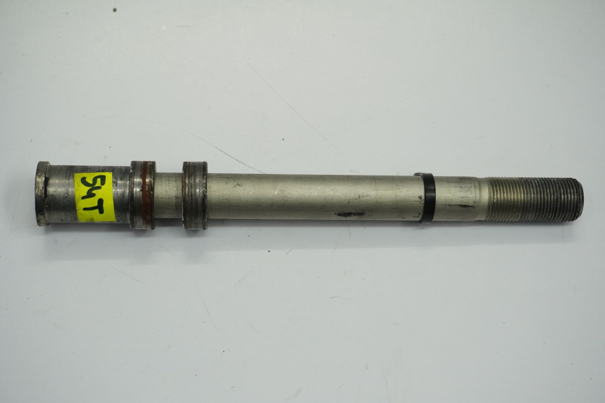 KAWASAKI Z-900 17-19 Vorderachse Achse vorne Radachse front axle 4