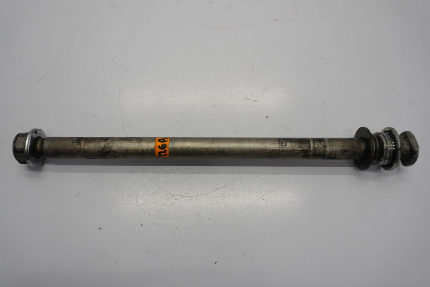 YAMAHA XV 1900 A MIDNIGHT STAR 06-13 Hinterachse Achse hinten Radachse rear axle 2