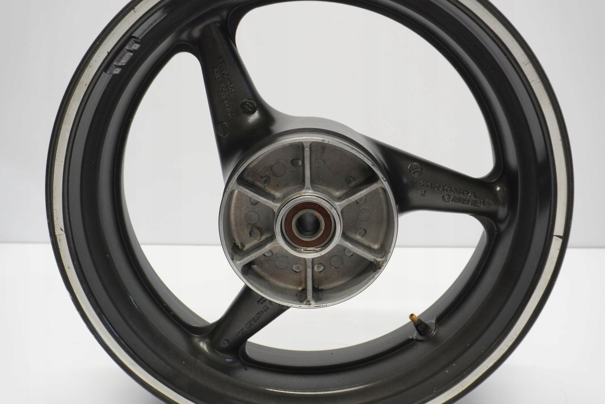 HONDA CBR 600 F4i SPORT 01-06 Felge hinten Wheel Hinterrad 9