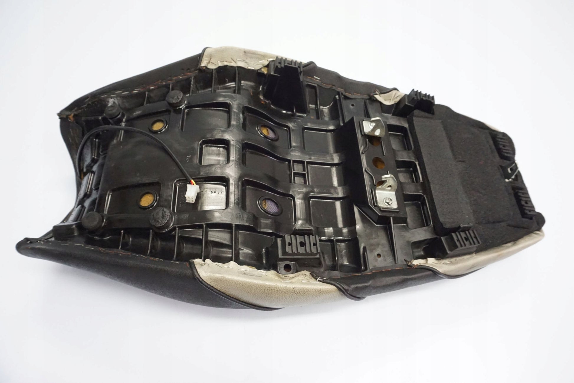 KAWASAKI GTR 1400 07-09 Sitzbank Fahrer Sozius Sitz seat Sitzheizung 5