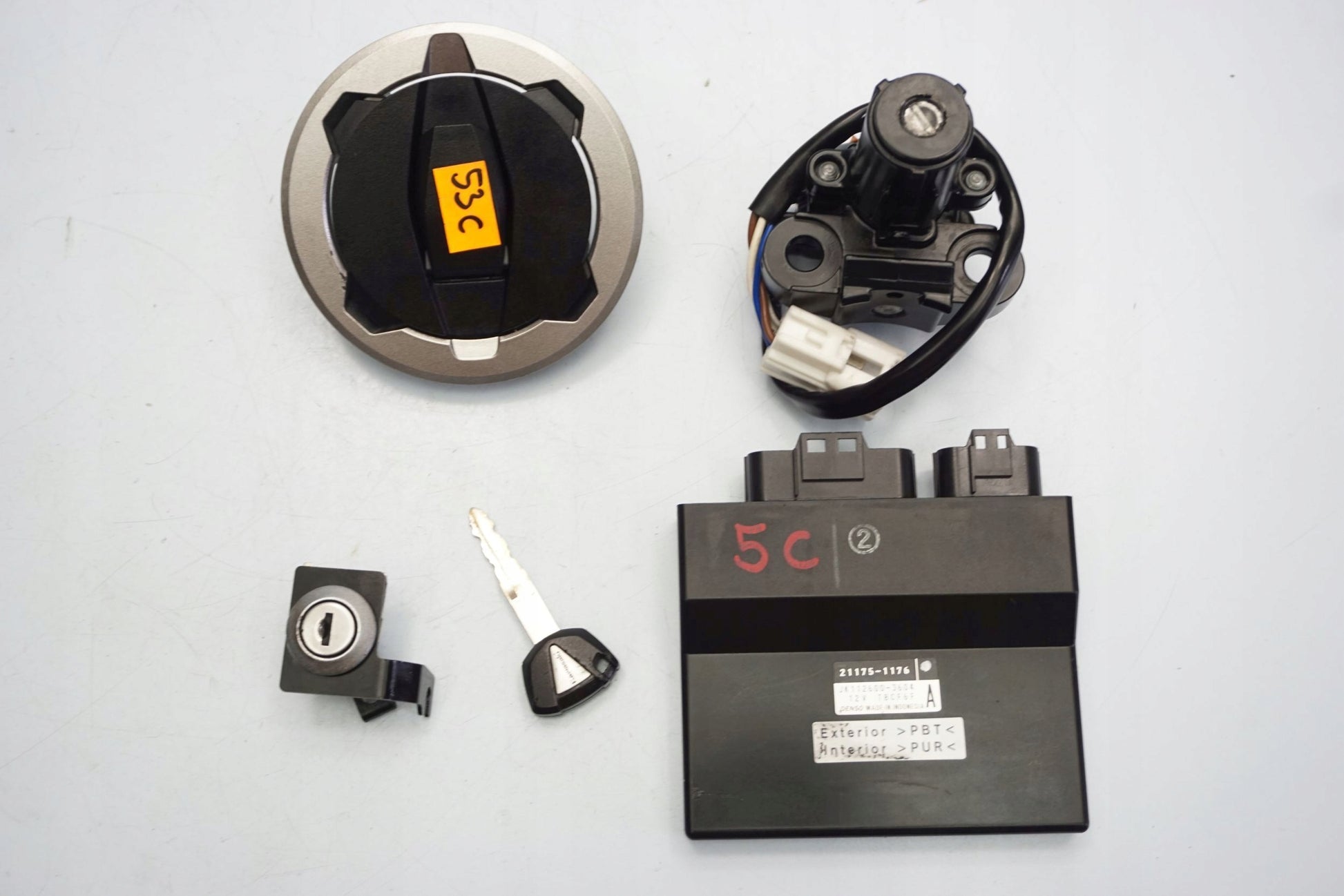 KAWASAKI Z 650 17-19 Schlosssatz Zündschloss Lock Set 3