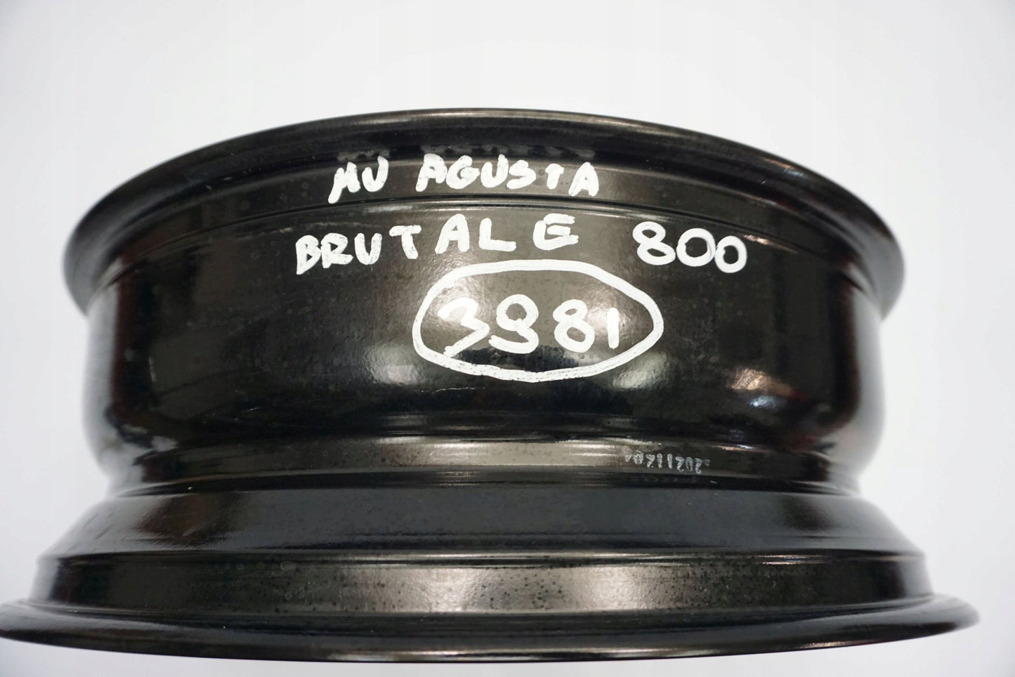 MV AGUSTA BRUTALE 800 16- Felge hinten Wheel Hinterrad 2