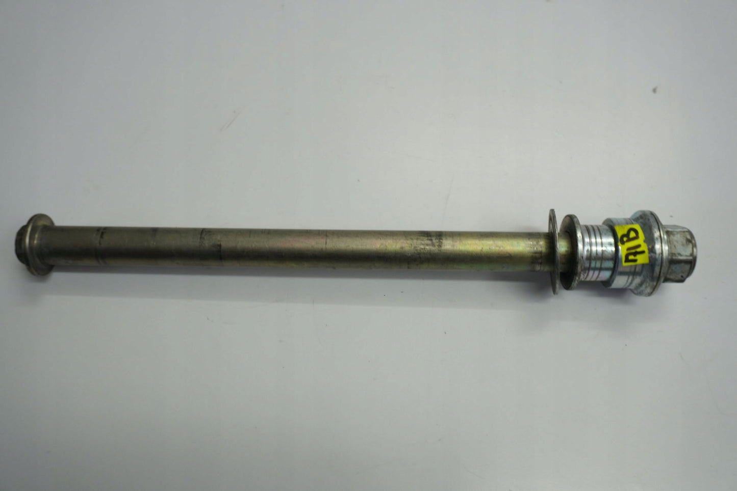SUZUKI SV 650 X 16- Hinterachse Achse hinten Radachse rear axle 3