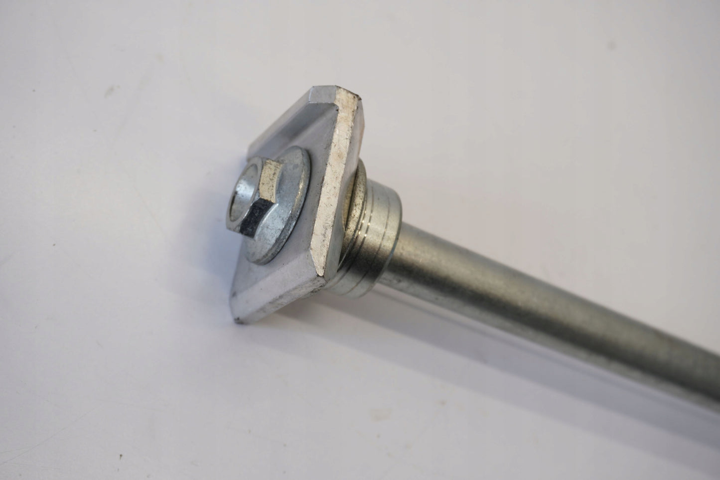 HONDA CBR 500 R 24- Hinterachse Achse hinten Radachse rear axle 6